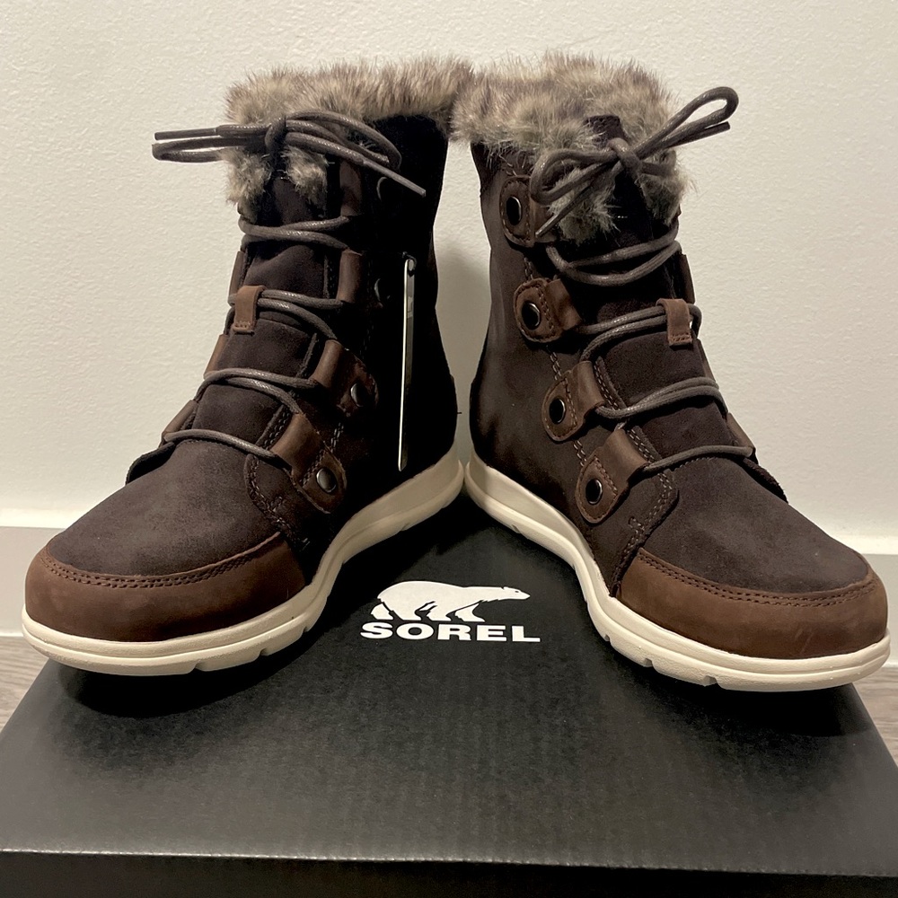 Sorel Explorer Joan Boot NWT Blackened Brown- Brand New!